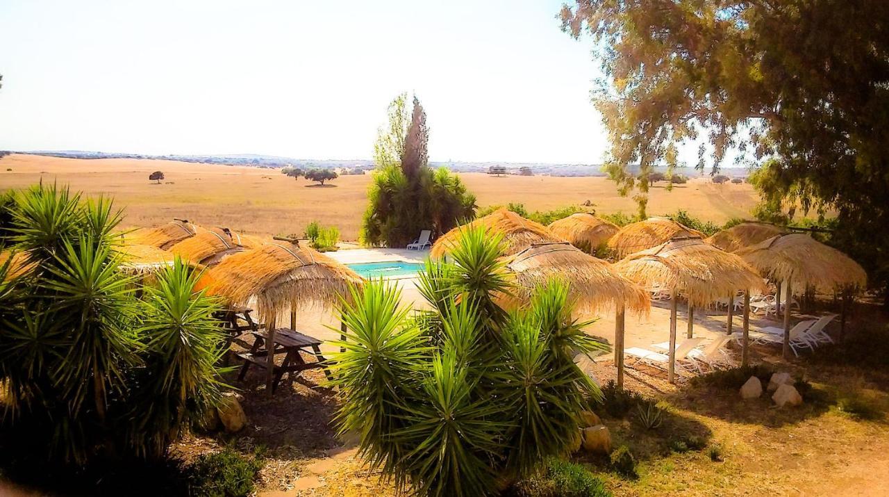 Lodge Monte Do Sobral Alcacovas ภายนอก รูปภาพ