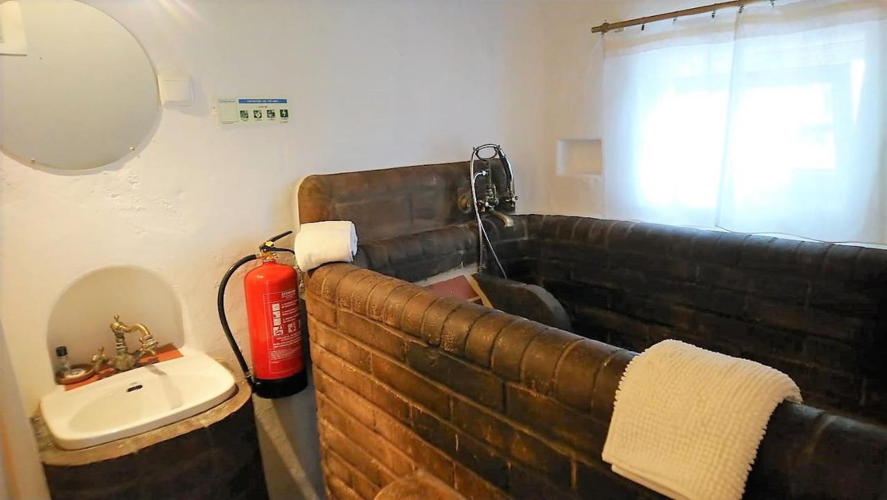 Lodge Monte Do Sobral Alcacovas ภายนอก รูปภาพ